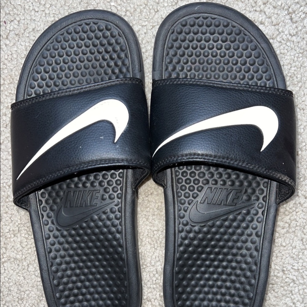 Nike slides